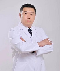 楊磊.jpg